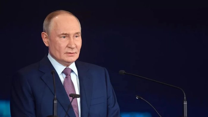 Путин Украина билан тинчлик музокаралари учун Москва шартини айтди