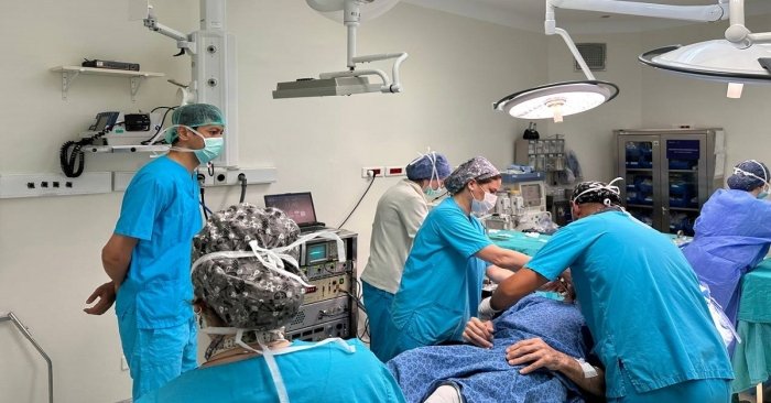 Олмаотада биринчи марта робот ёрдамида мия операцияси амалга оширилди
