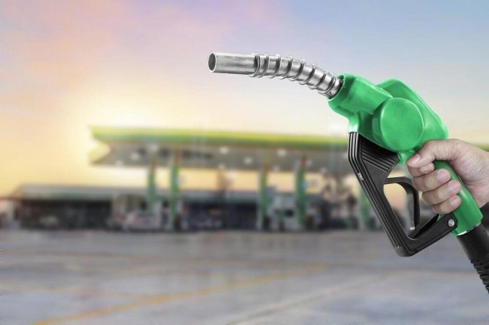 Bolgariya Rossiyaga qarshi sanksiyalar sababli yoqilg‘i eksportini to‘xtatdi