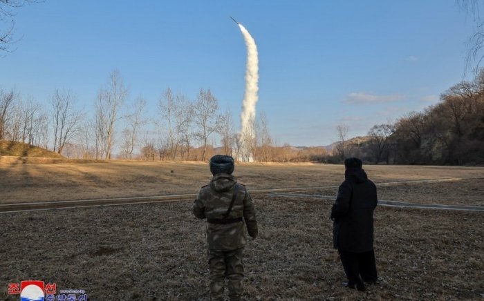 КХДР сув ости стратегик қанотли ракета синовини ўтказди