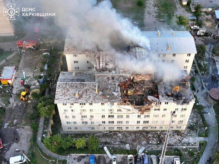Москва “Тўхта” деган сўзни эшитиши керак — Володимир Зеленский 