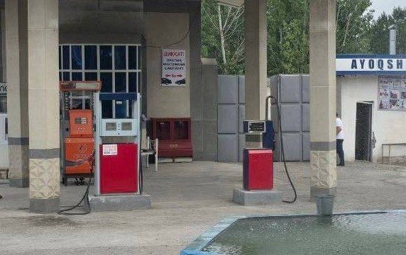 Andijon viloyatida aholiga sifatsiz neft mahsulotlari sotgan 2 ta AYOQShga nisbatan chora ko‘rildi