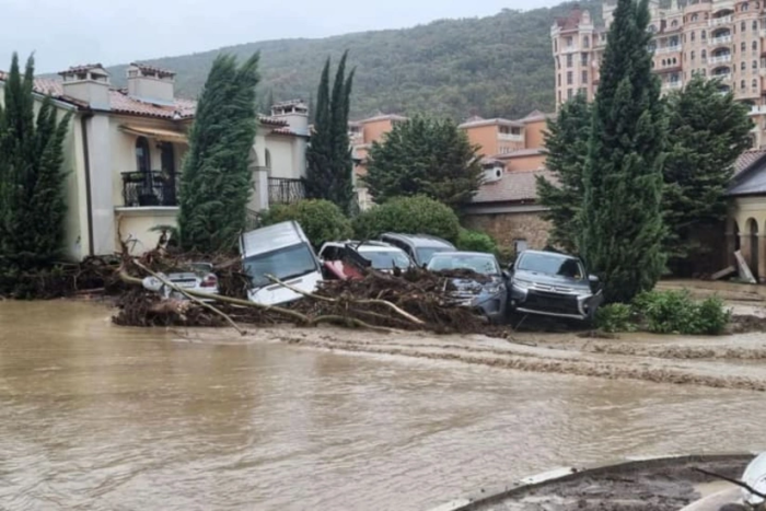 Bolgariyadagi suv toshqini oqibatida bir nechta inson kishi halok bo‘ldi