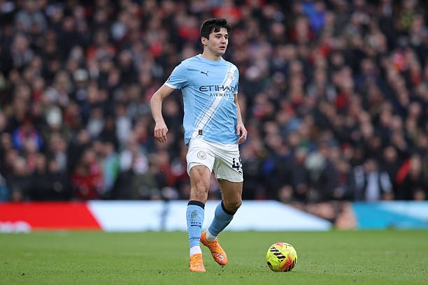 Pep Gvardiola: "Husanov — ko‘p yillar davomida "Manchester Siti"ning eng yuqori darajadagi himoyachisi bo‘ladi"