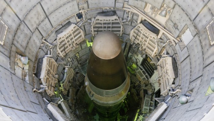 Австралия мудофаа вазирлиги: Россия билан чегарадош давлатлар ядро қуроллари вариантларини ўрганмоқда