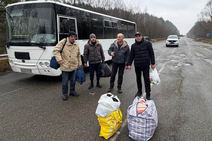 Ukraina 14 nafar garovga olinganlarni Rossiyaga topshirdi
