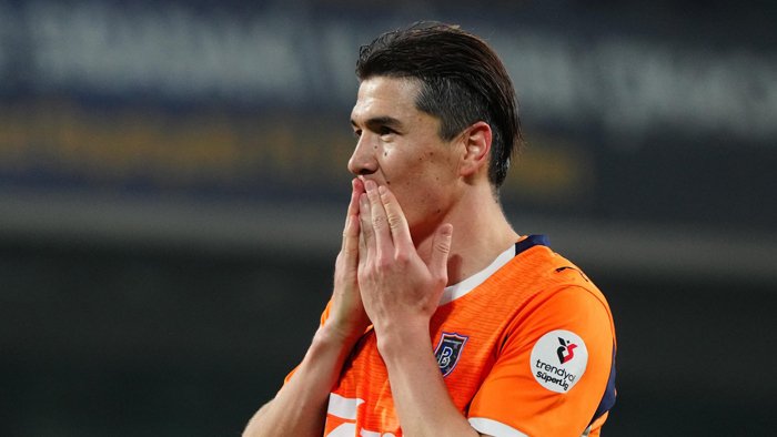 Shomurodov dubl qayd etgan o‘yinda "Bashakshehir"yirik hisobda g‘alaba qozondi (video)