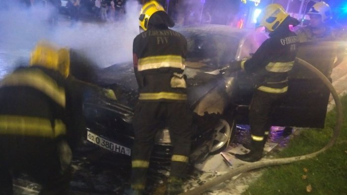 Chilonzorda avtomobil yonib ketdi