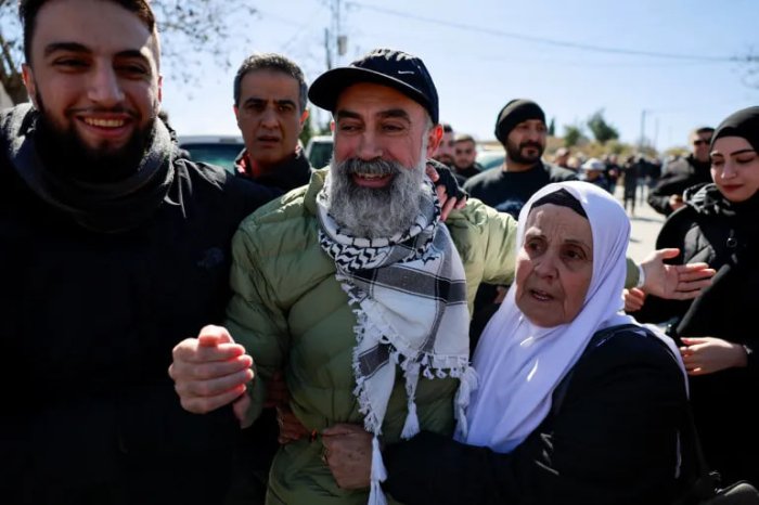 Falastinlik ona: "Qamoqxonadan boshqa qayerda bo‘lsa ham mayli"