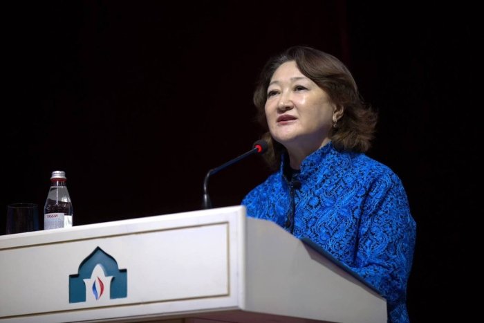 Турк маданияти ва мероси фонди президенти халқаро симпозиумда нутқ сўзлади