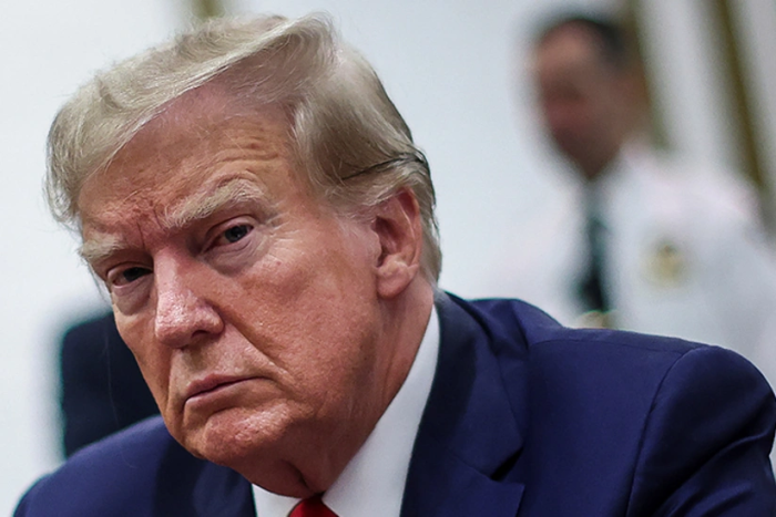 Трамп Эронни ер юзидан йўқ қилиш билан таҳдид қилди