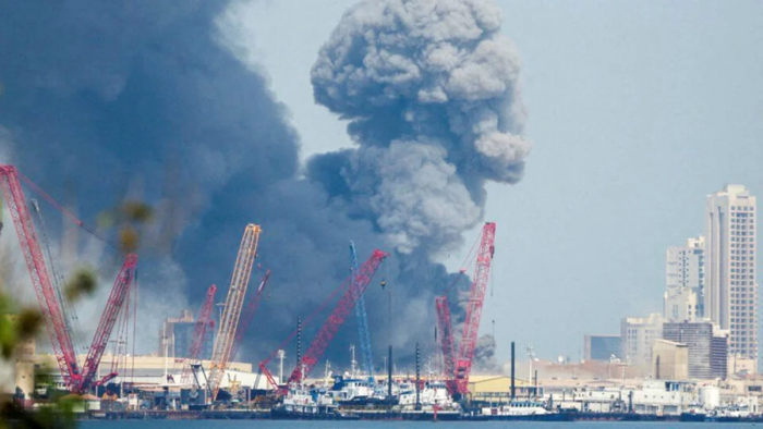 Bahraynda snaryad zarbasi kema bortida yong‘inga sabab bo‘ldi