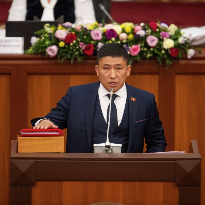 Қирғизистон ўз фарзандларининг онги учун курашда ютқазмоқда,- Карим Ханжеза