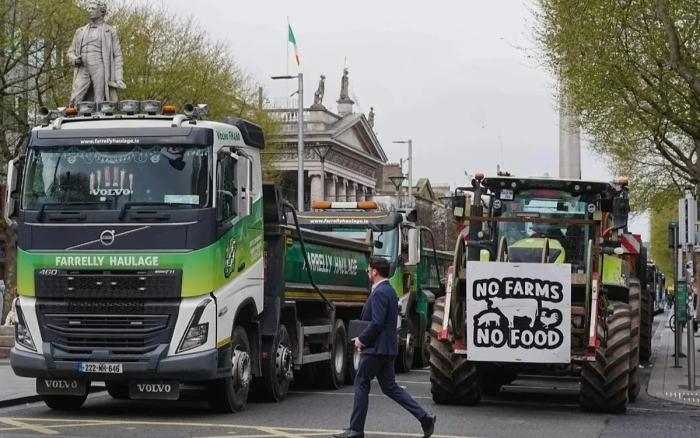 Irlandiya yoqilg‘i solig‘ini 505 million yevroga kamaytirdi