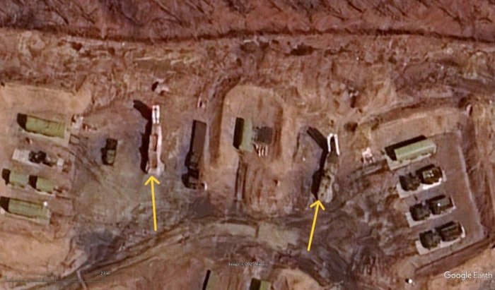 Россия С-300/400 макетлари билан дунё кўзини алдамоқда!