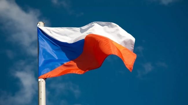 Чехия Украинага ўзининг охирги иккита Ми-24/35 вертолётини топширди