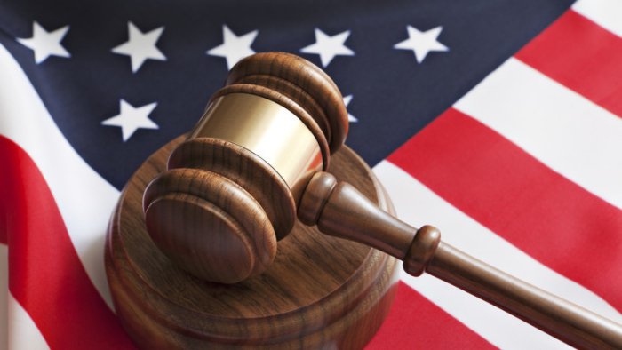 AQSh sudi kompaniyalarga 130 milliard dollar boj pullarini qaytarishni buyurdi