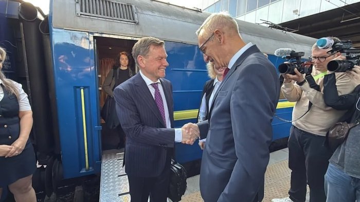 Germaniya Ukrainaga ustuvor ahamiyat bermoqda: Tashqi ishlar vaziri Vadeful Kiyevda bayonot berdi