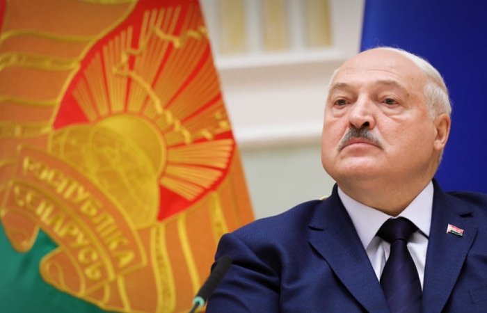 Lukashenko Belarusda 10 ta Oreshnik majmuasini istaydi