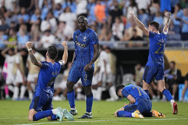 "Al-Hilol" rahbariyati "Manchester Siti"ni mag‘lub etgan futbolchilarga qanchadan pul bergani ma’lum bo‘ldi