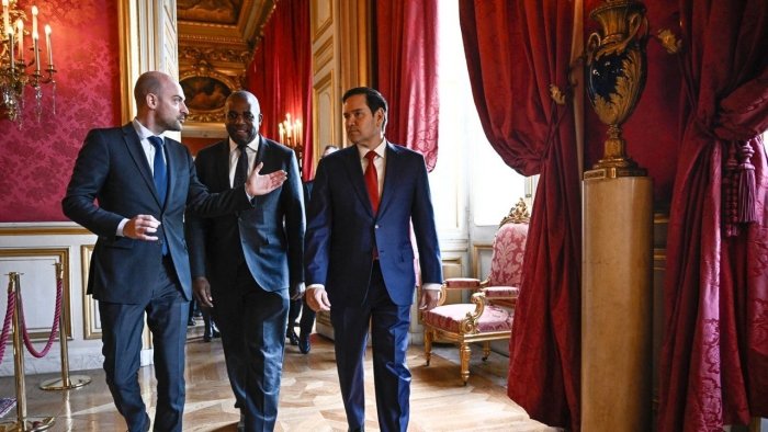 G‘arb Eronga avgust oxirigacha muddat berdi