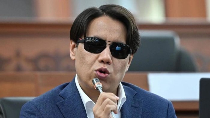 Депутат: "Мен ҳашаматга қарши эмасман, лекин амалдорнинг харажатлари расмий маошига мос бўлиши шарт"
