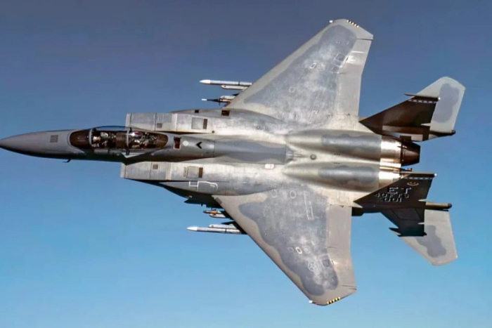 АҚШ Boeing компанияси билан Исроилга F-15 қирувчи самолётларини етказиб бериш бўйича шартнома имзолади