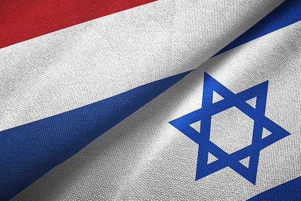 Amsterdam endilikda sukunat saqlamaydi