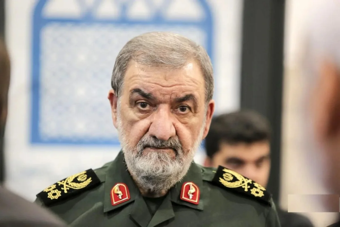 Eron Oliy Rahbarining harbiy maslahatchisi urushni tugatish uchun uchta shartni aytib o‘tdi