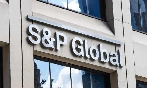 S&P Ўзбекистон рейтингини барқарор прогноз билан “BB-” даражасида тасдиқлади