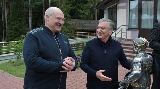 ФОТО+ВИДЕО! Шавкат Мирзиёев ва Лукашенко ўртасидаги чинакам дўстлик