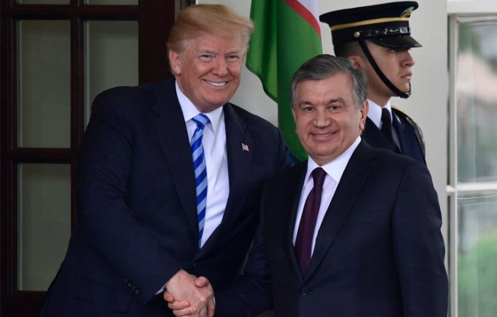 Shavkat Mirziyoyev Donald Trampni O‘zbekistonga taklif qildi