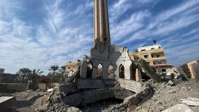 Isroil harbiy samolyotlari G‘azodagi eng katta masjidni vayron qildi