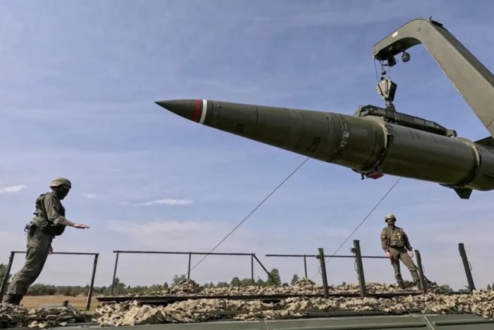 Kiyev Varshavani Rossiya o‘zining "Oreshnik" raketasidan foydalanishi mumkinligi haqida ogohlantirgan