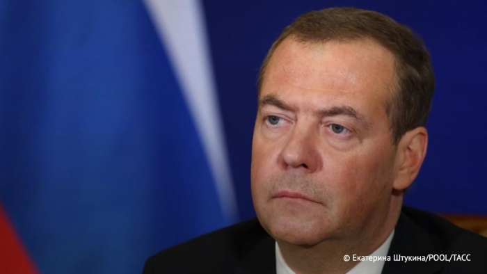 Медведев Rheinmetall компаниясидан Украинадаги бўлажак заводининг аниқ координаталарини "сўради"