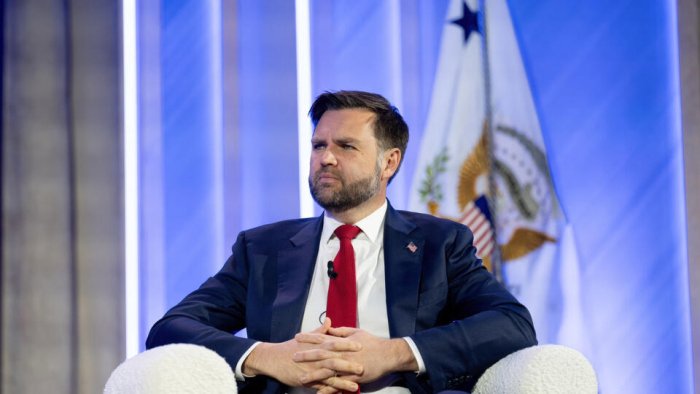 Вэнс: "Яқин ҳафталарда Украина борасида хушхабар пайдо бўлиши мумкин"