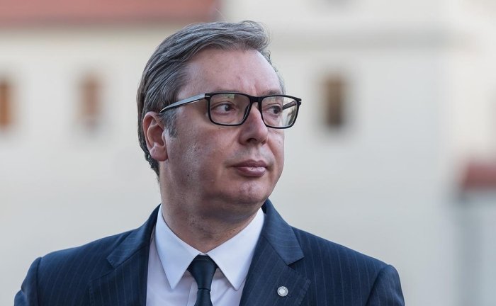 Сербия президенти касалхонадан чиқарилди