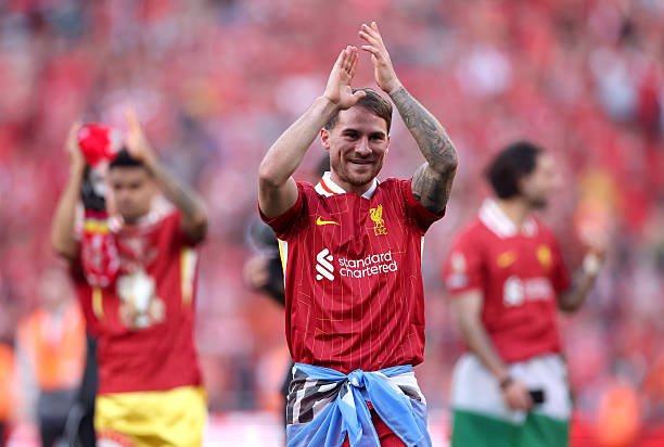 "Real" "Liverpul" yarim himoyachisini 90 million yevroga sotib olmoqchi