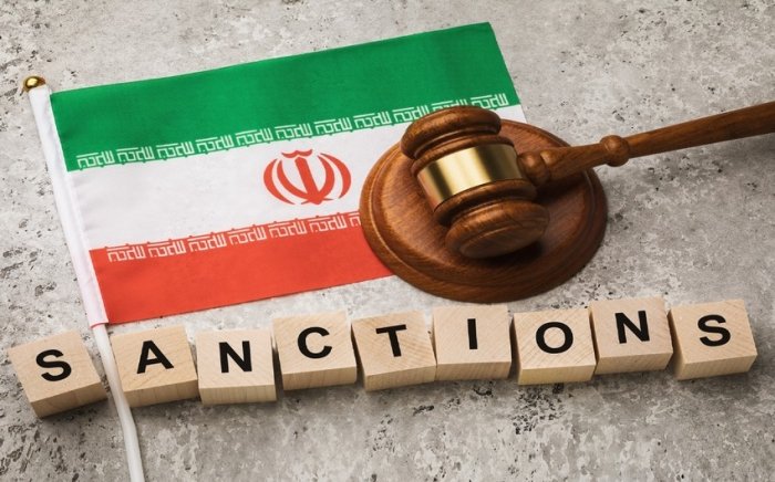AQSh Eronga qayta ishlanmagan metallar va ko‘mir yetkazib beruvchilarga nisbatan sanksiyalar joriy qiladi