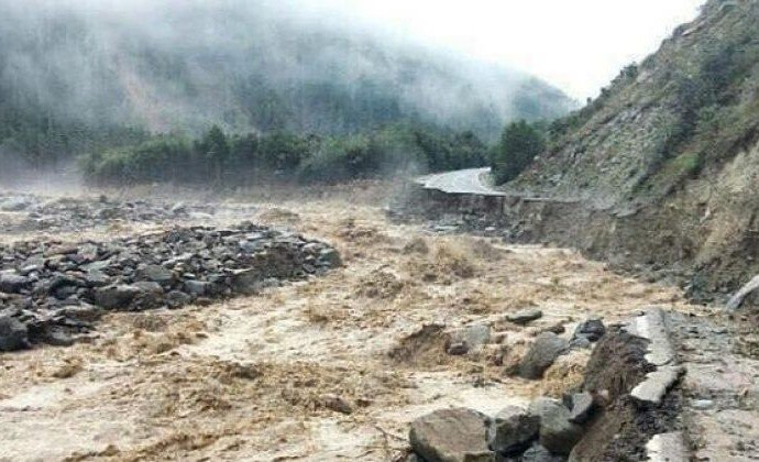 ФВВ аҳолига сел хавфи юзага келганда қандай ҳаракатланиш кераклиги ҳақида тавсиялар берди