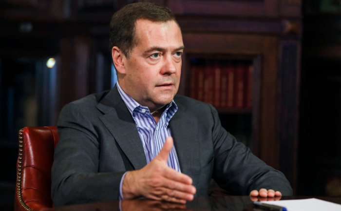 Medvedev: Gruziya Ukraina yo‘lida