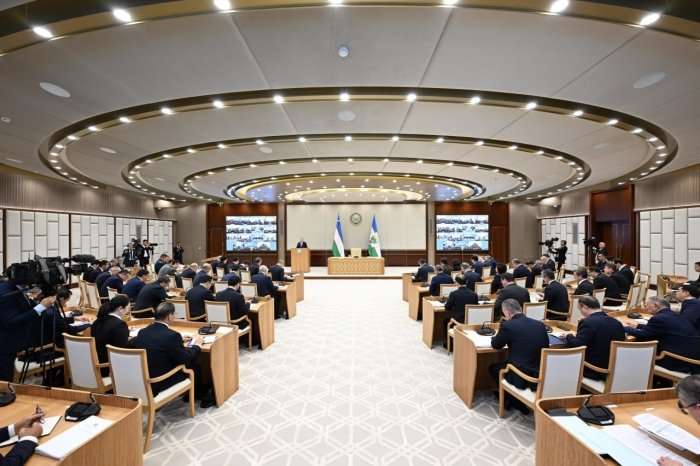 Prezident transport vaziri va O‘zbekiston temir yo‘llari raisini tanqid qildi