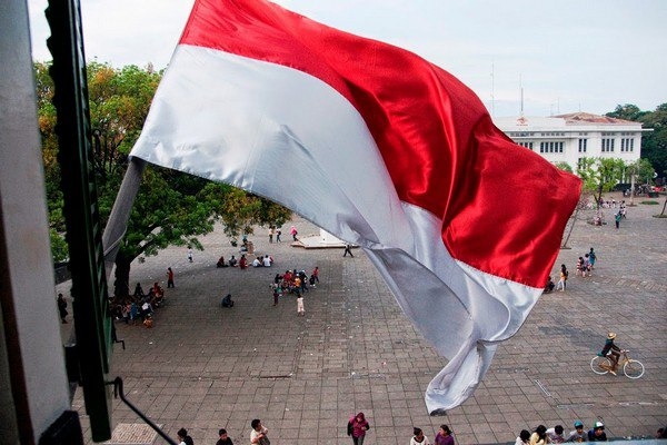 Indoneziyada nikohdan tashqari aloqalarni jinoyat deb hisoblovchi qonun qabul qilindi
