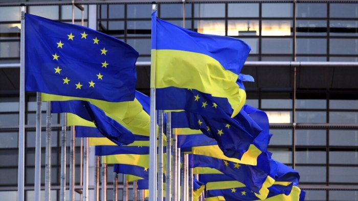 Европа парламенти Украинага 90 млрд евро кредитни маъқуллади