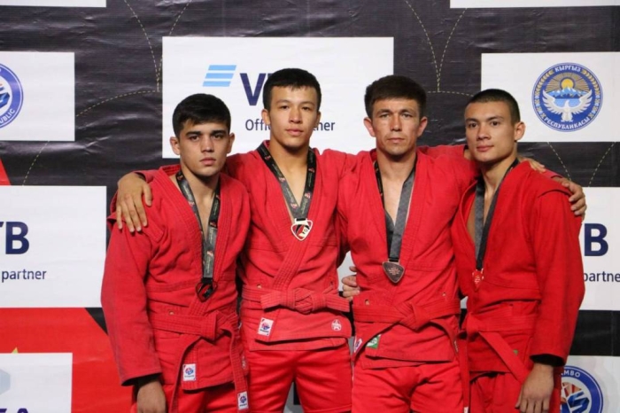 Sambo: jahon kubogida O‘zbekiston terma jamoasi 18 medalni qo‘lga kiritdi