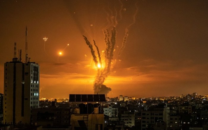Eron Isroilning Hayfa shahridagi neftni qayta ishlash zavodiga hujum qildi