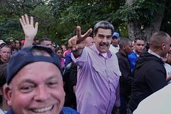 Мадуро Трампга мурожаат қилди: “Чексиз урушларни тугатинг”