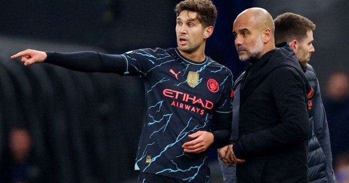 "Manchester Siti" himoyachisi: "Pep jamoaga kelgach, futbolni tushunmasligimni angladim"