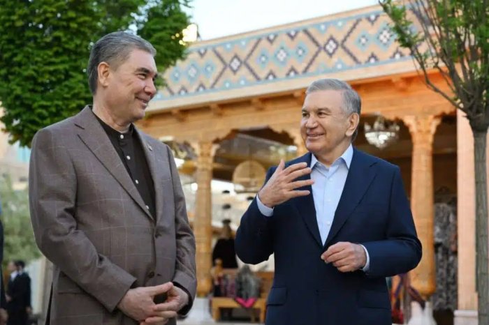 Шавкат Мирзиёев Ашхободга учиб кетди