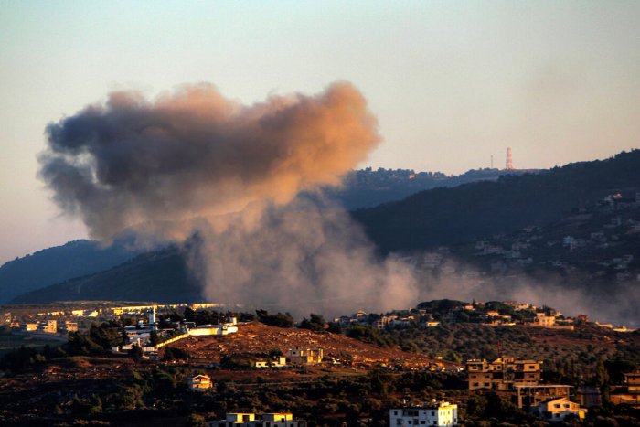 Isroil Livan bilan chegaradosh qishloq ustiga varaqalar tashlab, aholini tark etishga chaqirdi